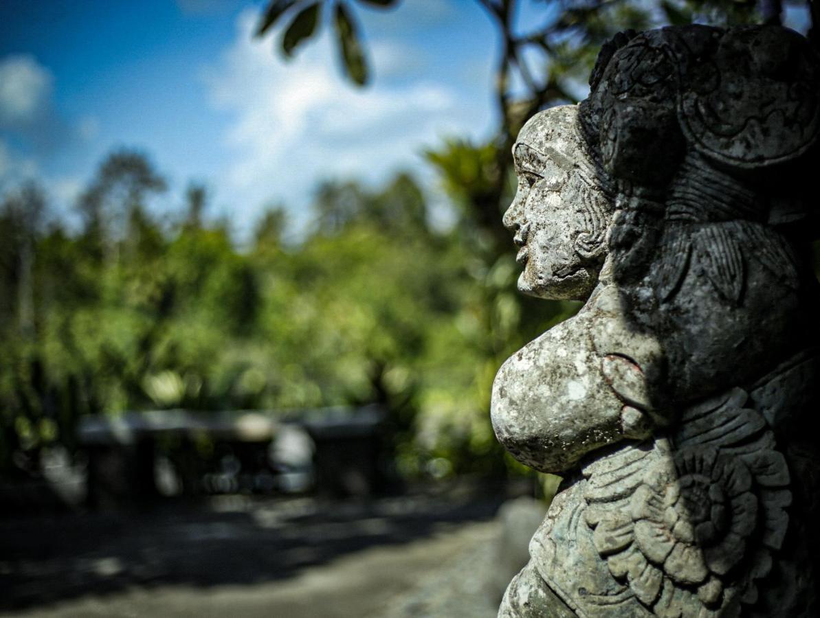 Angsoka Bungalow Hotel Ubud  Exterior photo